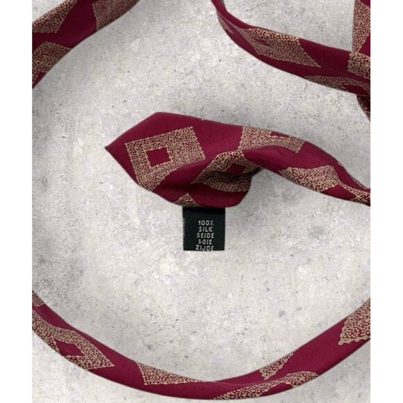 FENDI Silk Tie ITALY Burgundy Beige Geometric W:3.6" EUC - Picture 4 of 6